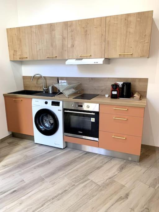 Appartement Secteur Gare Et Place De La Comedie, Wifi & Climatisation Montpellier Exterior foto